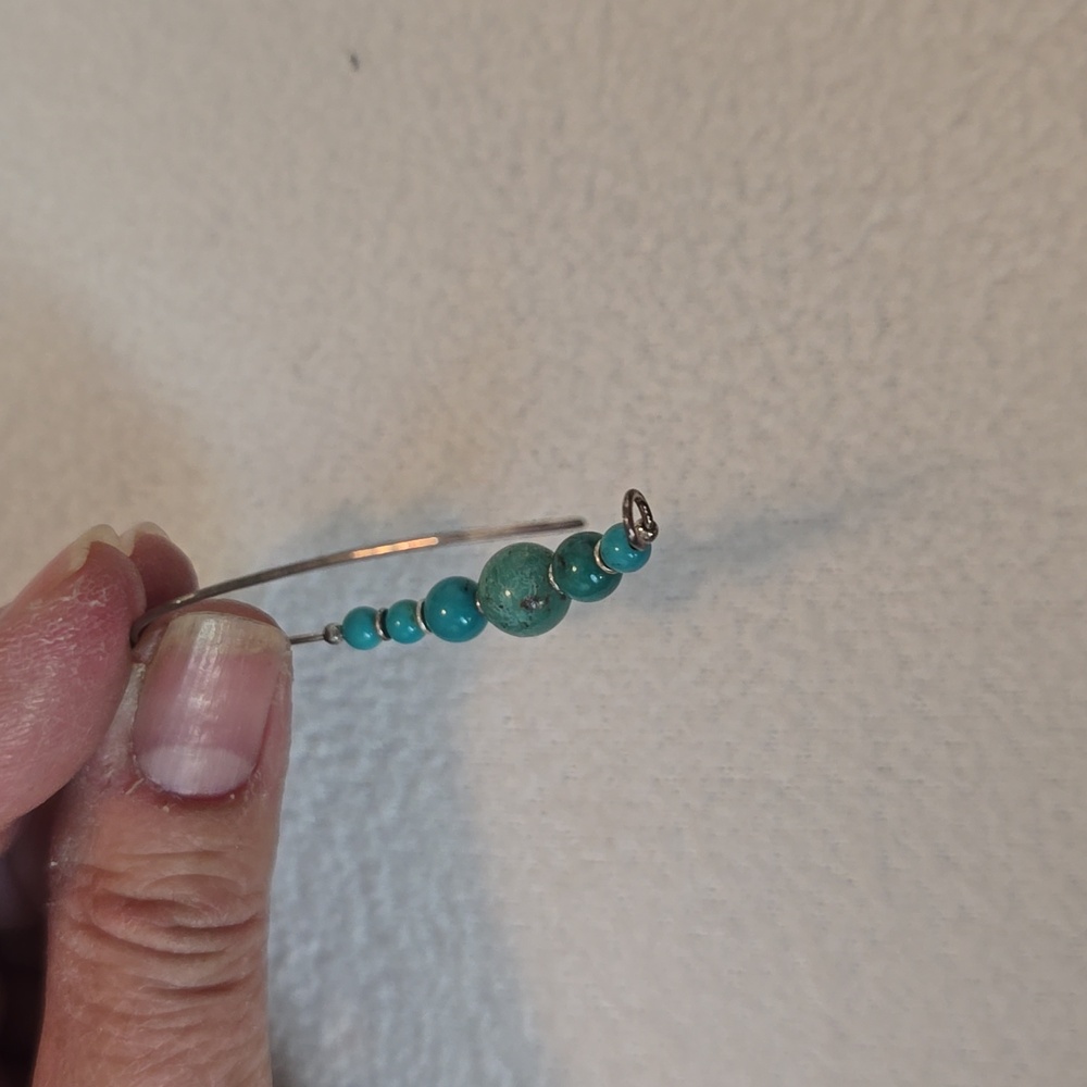 Elegant Turquoise Beaded Earrings - Picture 3 of 3